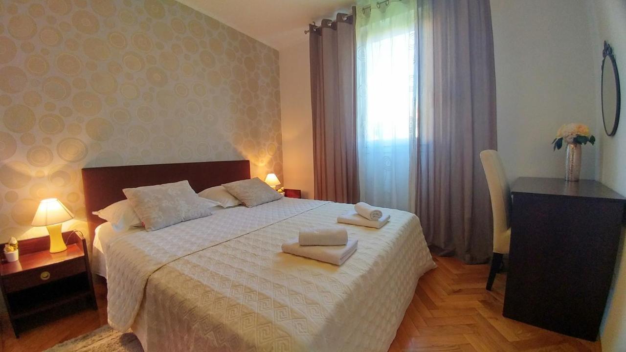 Apartment Deluxe Sea View Split Exteriör bild