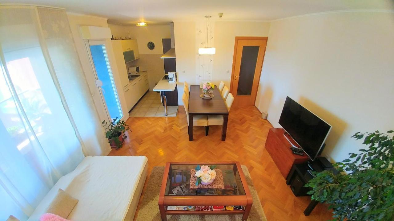 Apartment Deluxe Sea View Split Exteriör bild